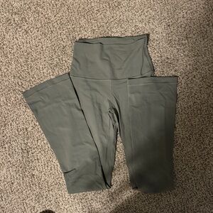 Lululemon Mini Flare Light/Olive Green High-Waisted Leggings- never worn